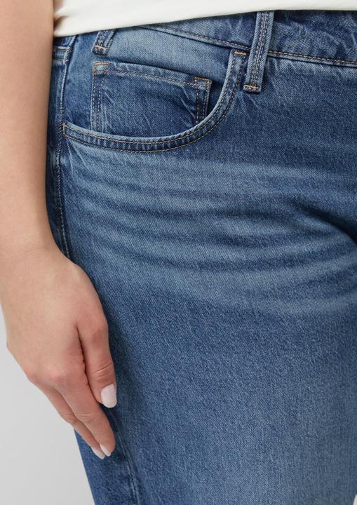 Produktbild S.Oliver Jeans-Hose Cropped Jeans / Straight Fit / Mid Rise / Straight Leg / mit Saumdetails (54)