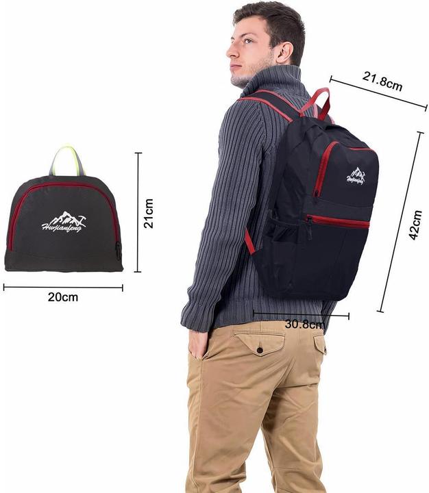 Actual product image Intirilife Foldable backpack in black (36 l)