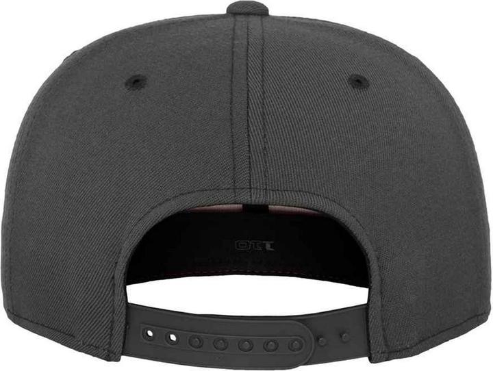 Actual product image Yupoong Fitted Snapback Cap