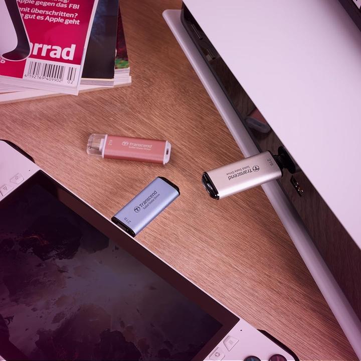 Produktbild Transcend ESD300 (2000 GB, USB-C)