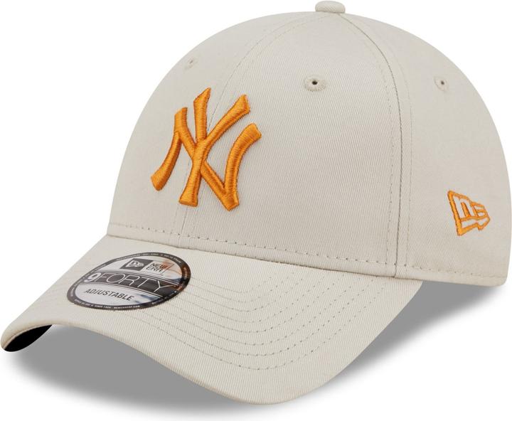 Actual product image New Era 9Forty Strapback New York Yankees Begie
