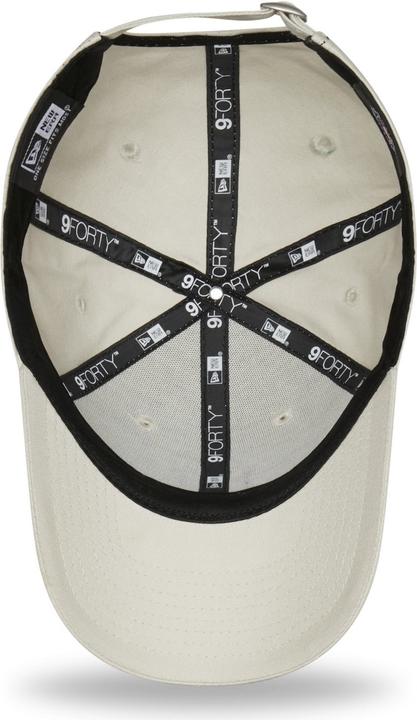 Actual product image New Era 9Forty Strapback New York Yankees Begie