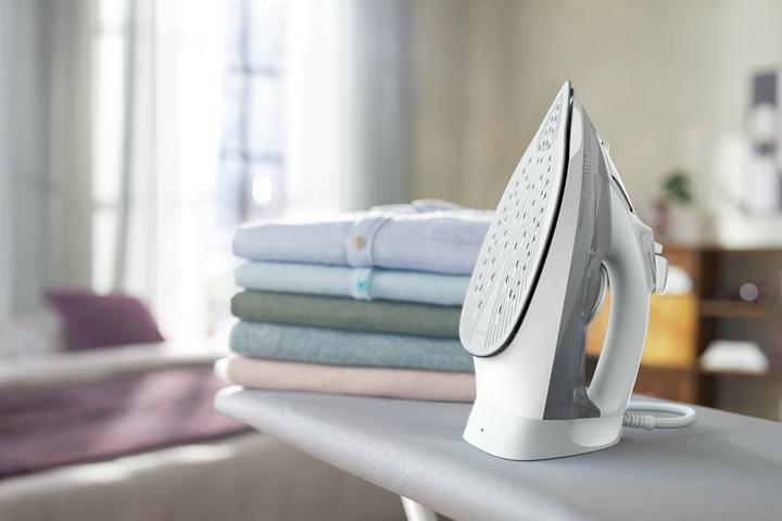 Actual product image Philips DST5010/10 (2400 W, 160 g/min)