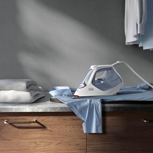 Produktbild Electrolux Dampfbügler (2300 W, 210 g/min)