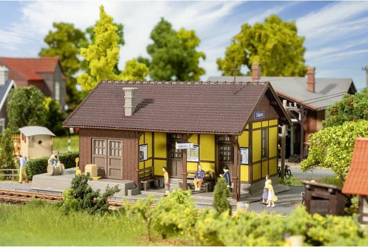 Produktbild Faller Bahnhof Uderns