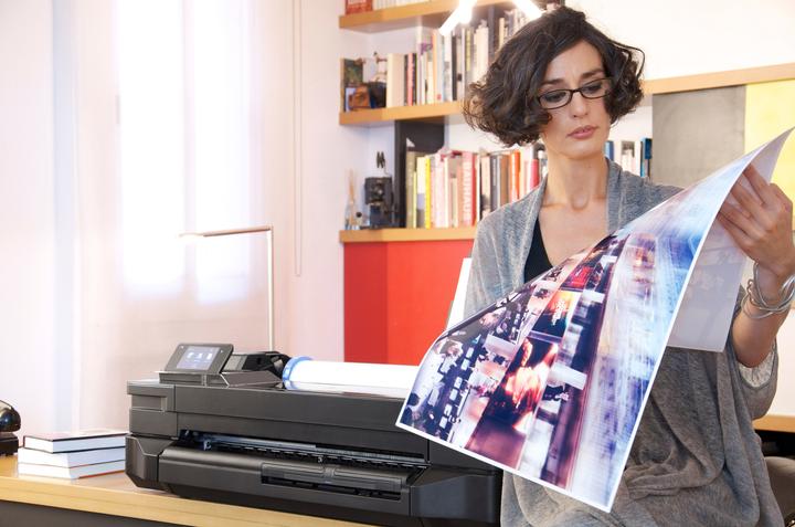 Image du produit HP T120, 24" DesignJet (Encre, Couleur)