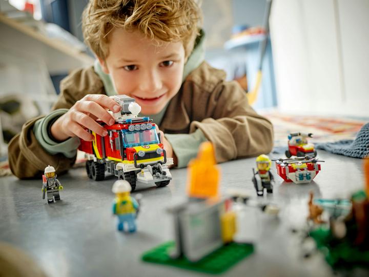 Produktbild LEGO Einsatzleitwagen der Feuerwehr (60374, LEGO City)