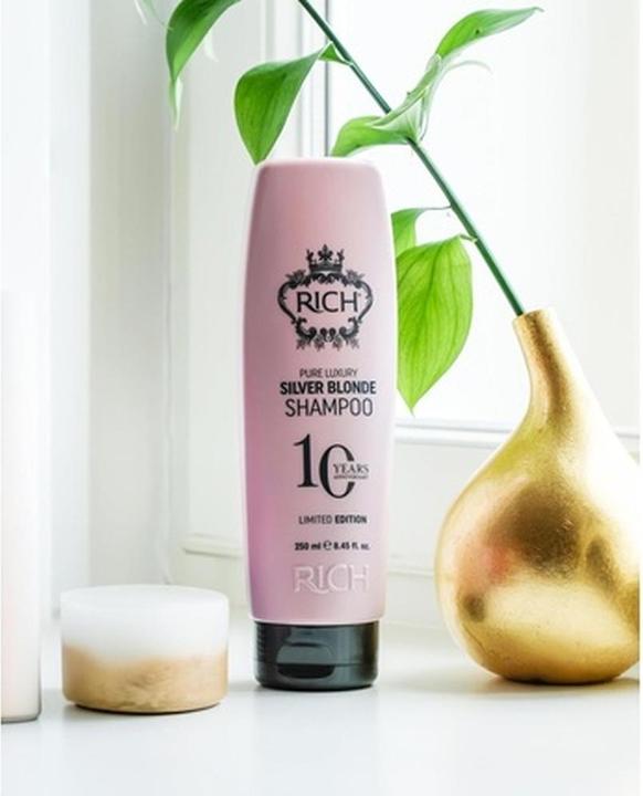 Immagine prodotto Rich Pure Luxury Silver Blonde Shampoo viola per bionde platino sbiancate argento grigio cenere a (Shampoo liquido)