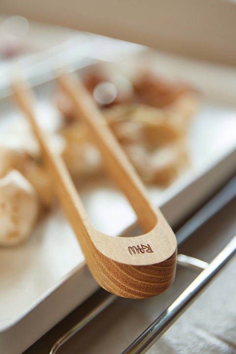 Produktbild RAW Teak wood tong (14761)