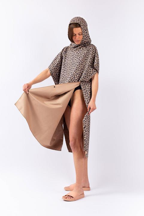 Actual product image Eivy Packable Changing Robe (One size)