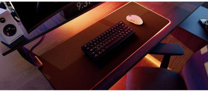 Image du produit Hyte Tapis de souris de jeu CNVS, ARGB - noir (XXL)