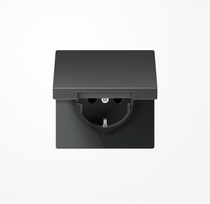 Actual product image JUNG SCHUKO socket outlet