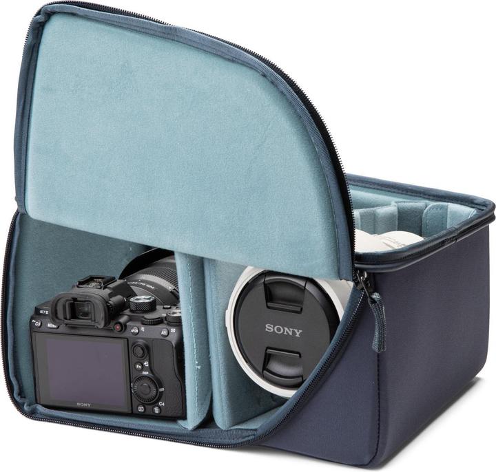 Actual product image Shimoda Core Unit Medium DSLR V2 (Camera inner pocket, 12.50 l)