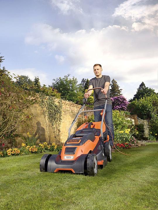 Produktbild Black & Decker 1800W 42cm Elektro-Rasenmäher mit Compact&Go Funktion (Netzbetrieb)