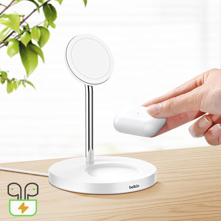 Actual product image Belkin Boost Charge Pro 2-in-1 Wireless Charger with MagSafe (15 W)