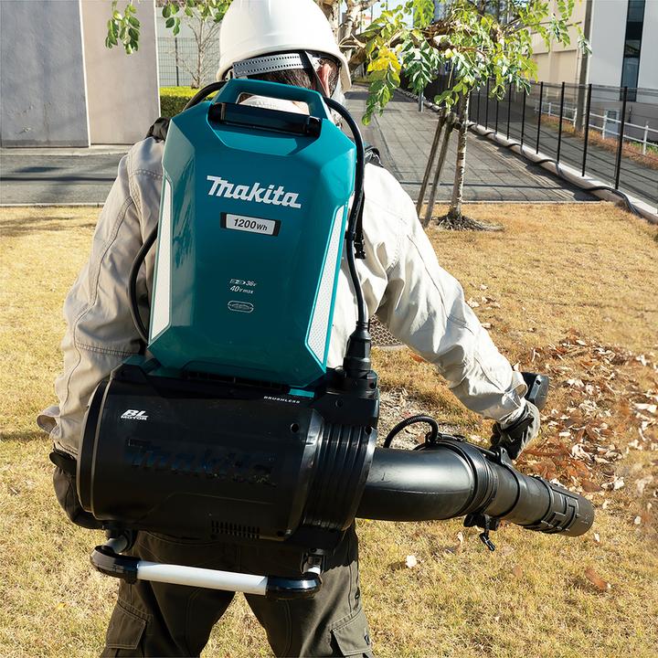 Image du produit Makita UB002CZ (Fonctionnement sur batterie, Souffleur de feuilles)