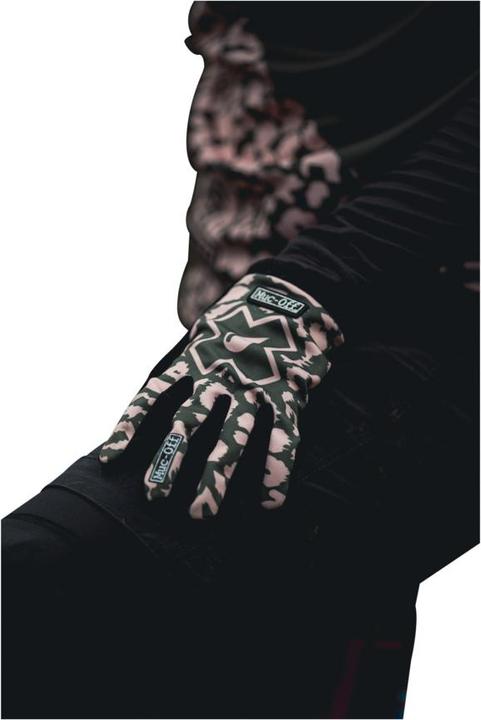 Actual product image Muc-Off MTB gloves (M)