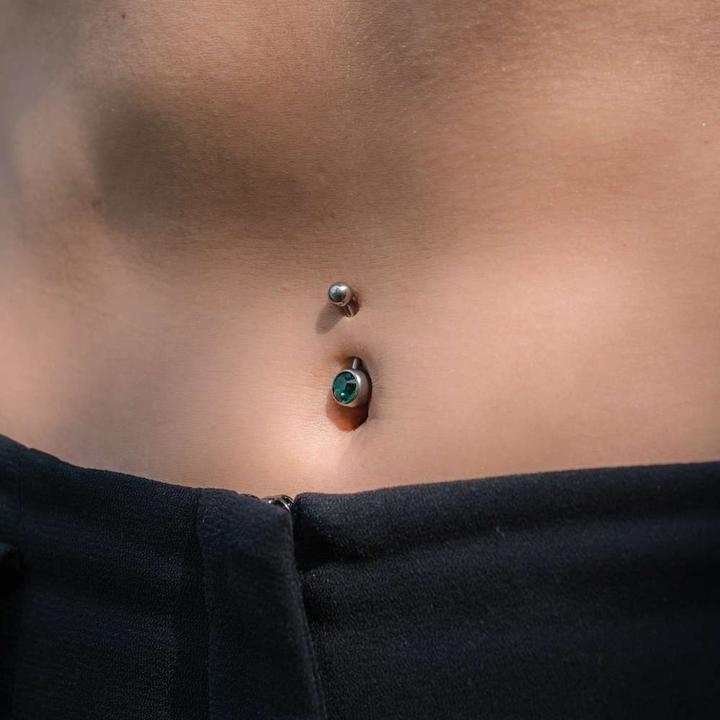 Image du produit Bijouteria Piercing nombril (Titane, Cristallin)