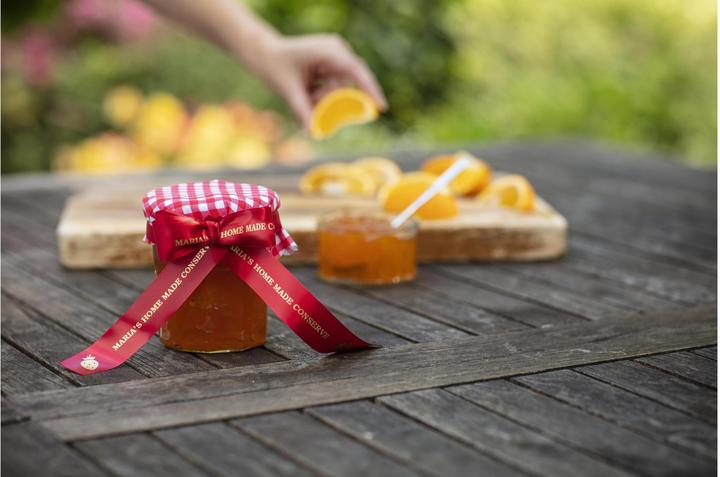 Actual product image Brother P-Touch (2.40 cm, Red)