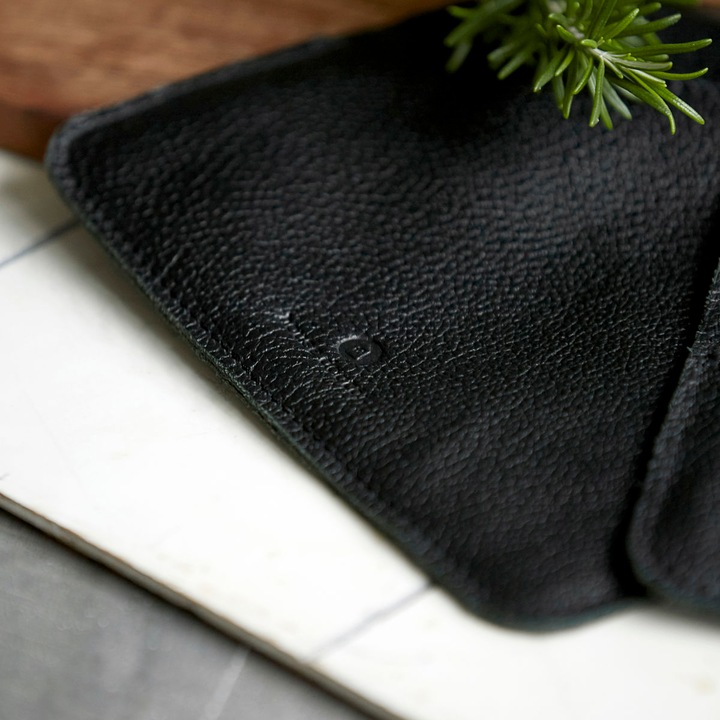 Actual product image House Doctor Pot holder, Square, Black (Buffalo skin)