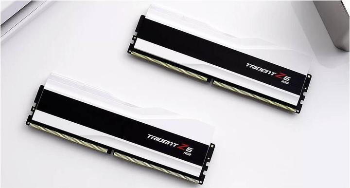 Immagine prodotto G.Skill Trident Z5 RGB (2 x 32GB, 6000 MHz, RAM DDR5, DIMM)