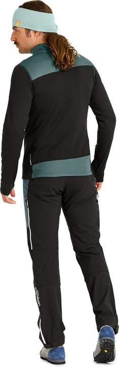 Actual product image Ortovox Fleece Light Jacket (M)