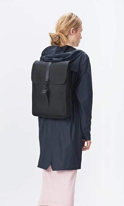 Actual product image Rains Mini (10 l)
