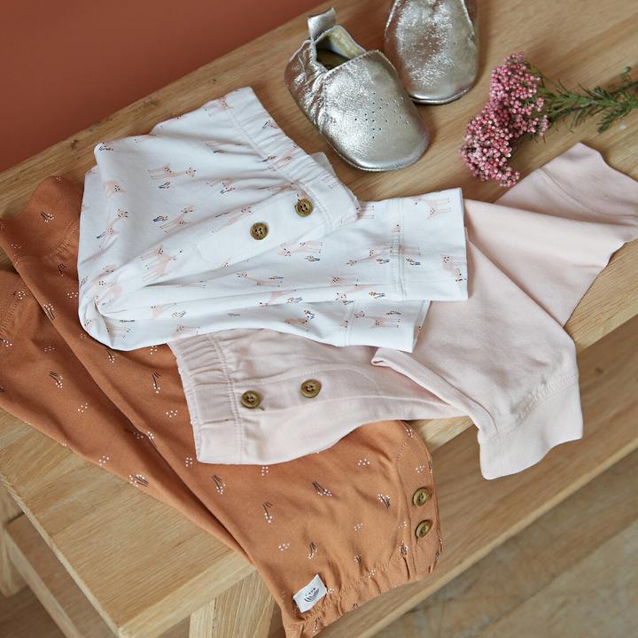 Produktbild La Redoute Collections Goldfarbene Lederhausschuhe mit Sternmotiv (18)