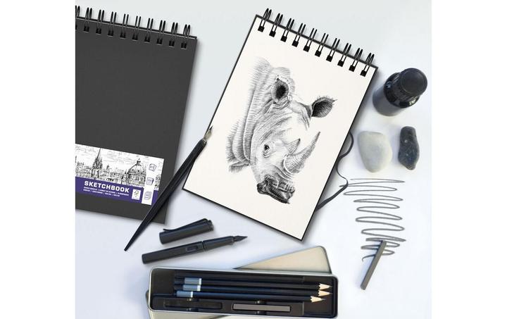 Actual product image Oxford Sketchbook (A4, Plain, Soft cover)