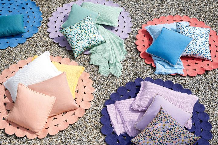 Actual product image BYYU Rinara (120 x 120 cm)