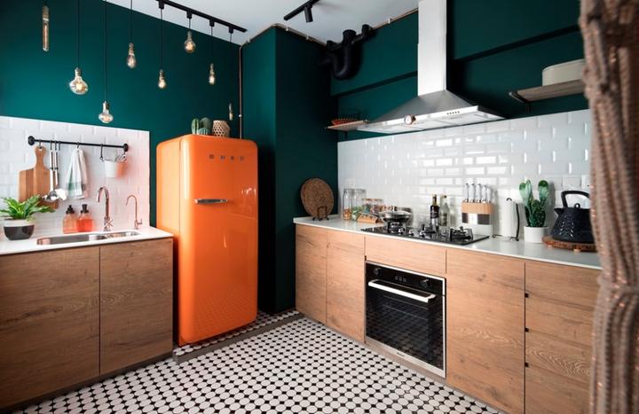 Image du produit Smeg FAB28ROR6 Kühlschrank Rechtsanschlag Orange 50's Style, 2025 Modell, EEK: C (270 l)