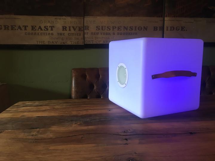 Produktbild Nedis The.Cube Mehrfarbiger LED-Würfel & Bluetooth Lautsprecher (8 h)