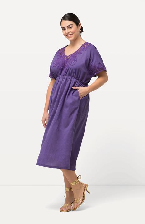 Produktbild Ulla Popken Kleid, Stickerei, Oversized, V-Ausschnitt, Halbarm (42, 44)