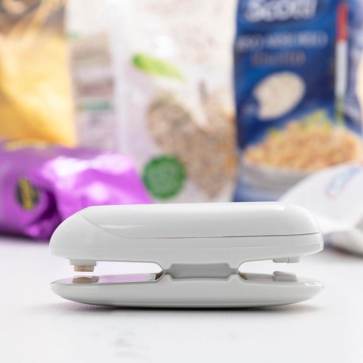Produktbild InnovaGoods Beutelverschliesser mit Cutter und Aufhänger Baseyl (1 x)