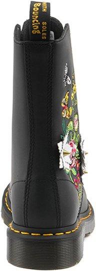 Actual product image Dr. Martens 1490 Bloom (36)