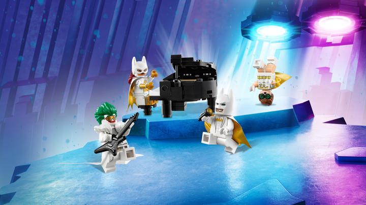 Actual product image LEGO Batman The Joker Manor (70922, LEGO DC)