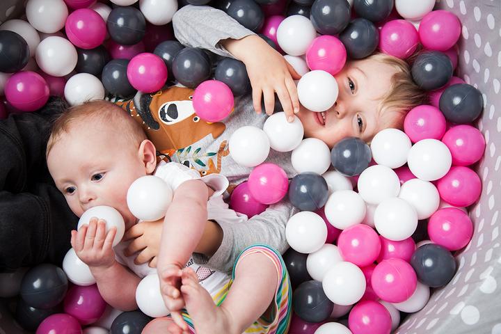 Immagine prodotto Knorrtoys Bälleset ca. Ø6 cm - 300 balls/creme/grey/rose