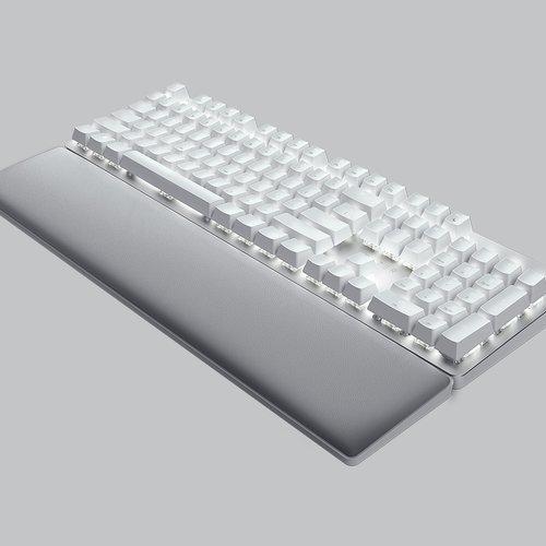 Actual product image Razer Pro Type Ultra (DE, Wireless, Cable)