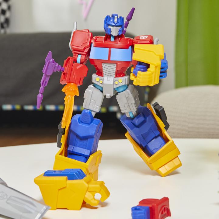 Produktbild Transformers MixMashers Optimus Prime individuell kombinierbare Deluxe Action-Figur & Accessoires