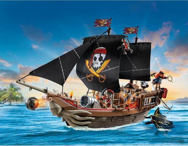 Actual product image Playmobil Large pirate ship (71530)