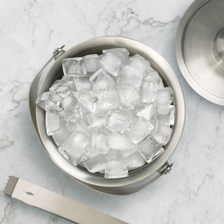 Actual product image Oak & Steel Ice cube tray set