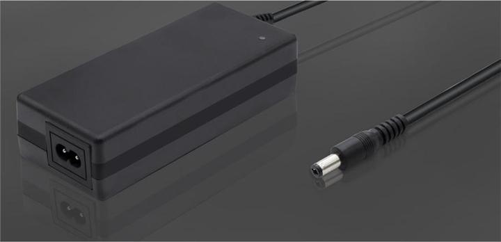 Produktbild Qoltec Ładowarka do baterii roweru elektrycznego 36V | 42V | 2A | 5.5*2.5 (E-Bike Ladegerät)