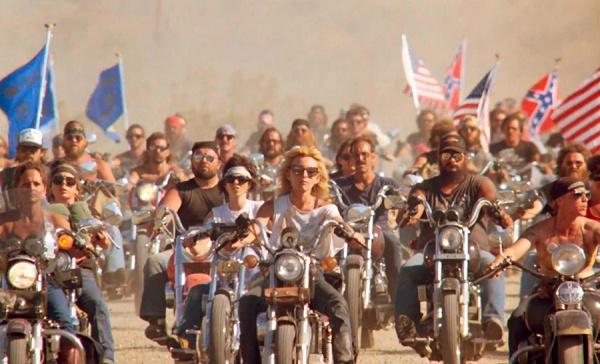 Produktbild Renegade (DVD, Deutsch, Italienisch, Englisch)