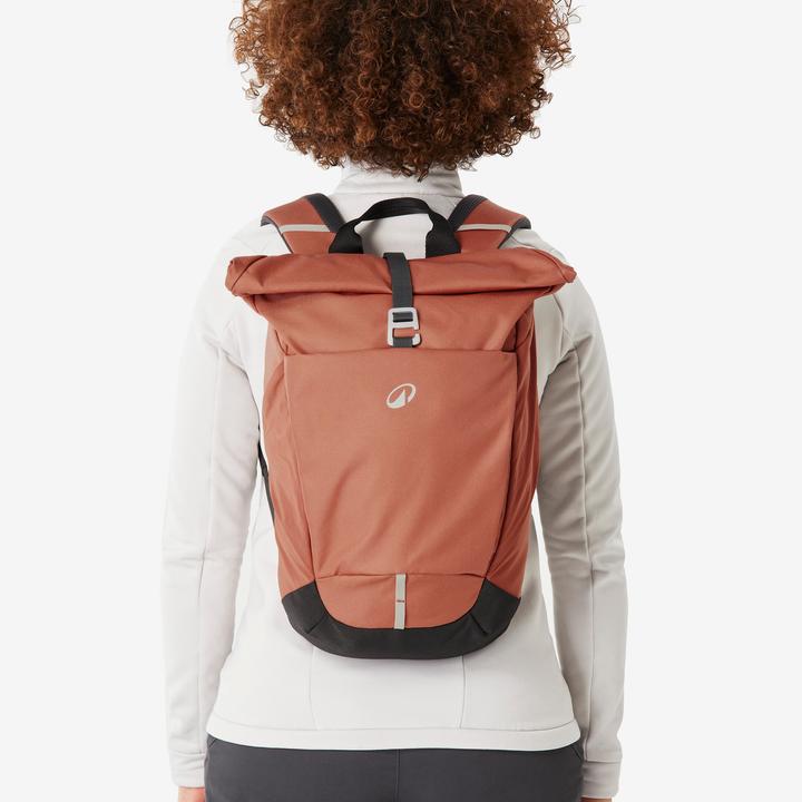 Produktbild Quechua Wanderrucksack Rolltop - NH500 Escape 16 l + 4 braun (21 l)