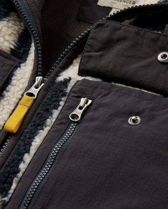 Produktbild Passenger Valiant (L)