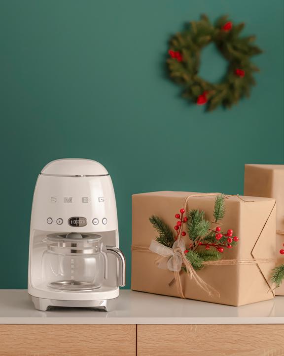 Productafbeelding Smeg DCF02CREU Koffiezetapparaat crème