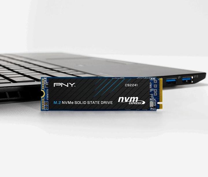 Produktbild PNY 1 To NVMe Gen4 M.2 - CS2241 (1000 GB, M.2 2280)