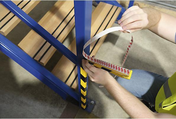 Produktbild Durable Eckschutzprofil C19 /schwarz