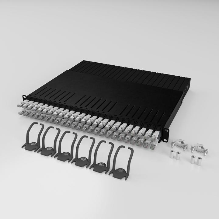 Produktbild PATCHBOX Patchbox.one / 8RU / Cat 6A, UTP, 0.8 m