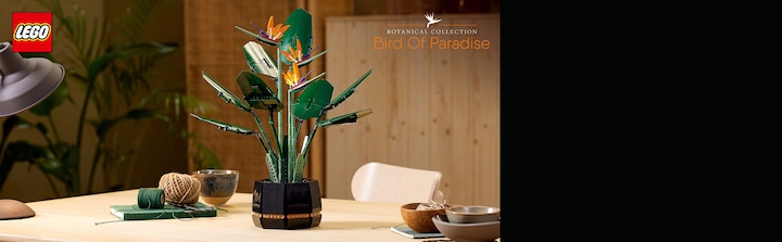 Actual product image LEGO Bird of Paradise (10289, LEGO Rare Sets)